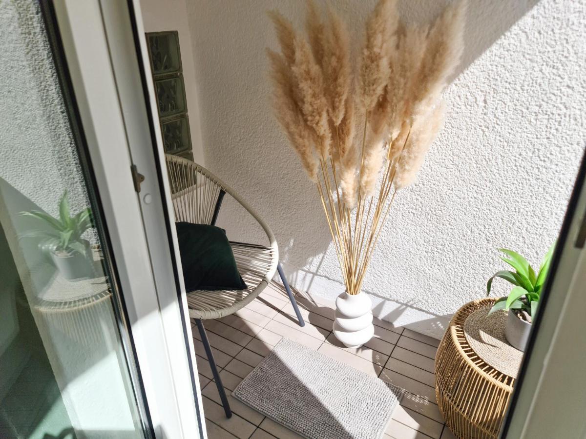 Schoene Ferienwohnung Im Zentrum Mit Self Check-In Und Free Wifi Ессен Екстер'єр фото